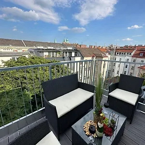 https://contemporary-apartment-with-stunning-views-20.vienna-besthotels.com